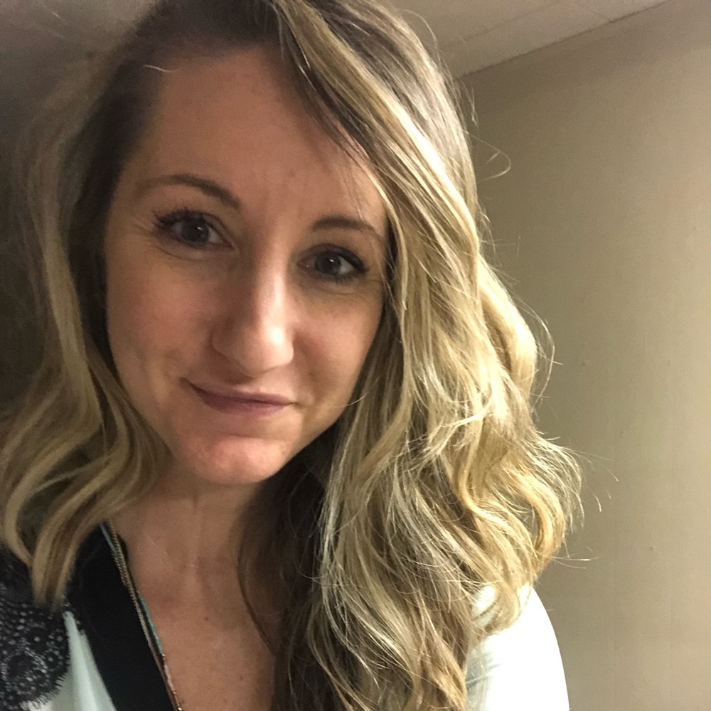 Meet your Posher, Felisha